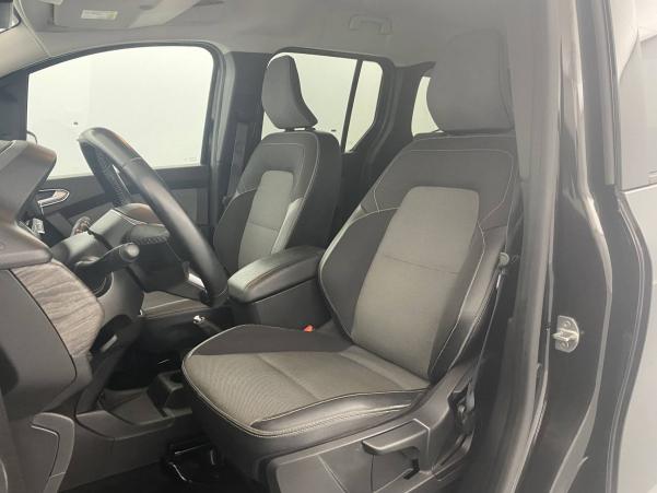 Vente en ligne Renault Kangoo  Blue dCi 95 au prix de 21 190 €