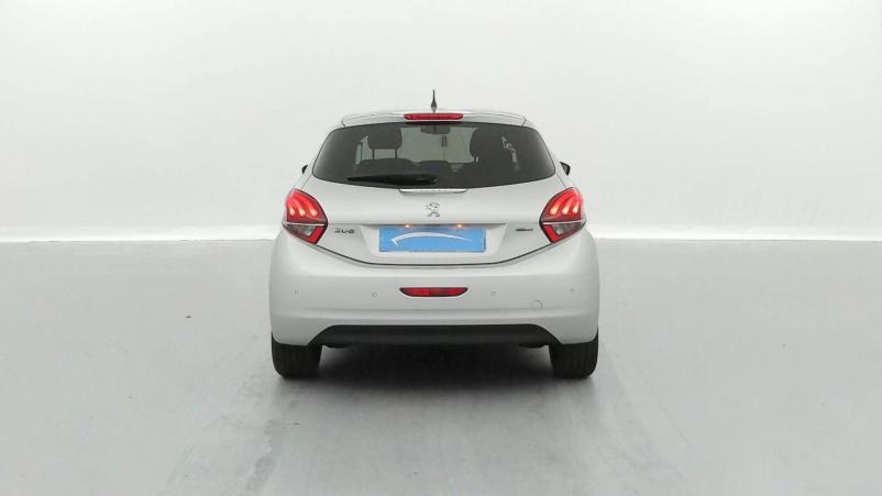 Vente en ligne Peugeot 208  1.2 PureTech 82ch BVM5 au prix de 10 990 €