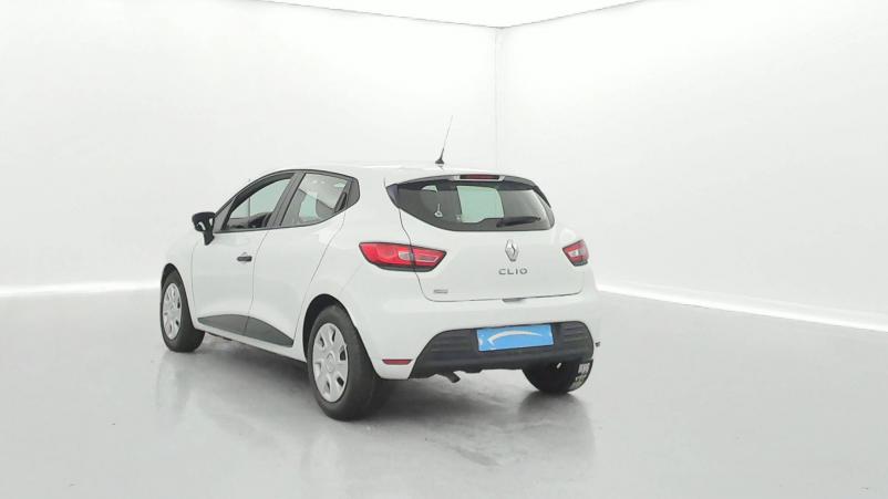 Vente en ligne Renault Clio 4 CLIO SOCIETE DCI 75 ENERGY au prix de 8 290 €