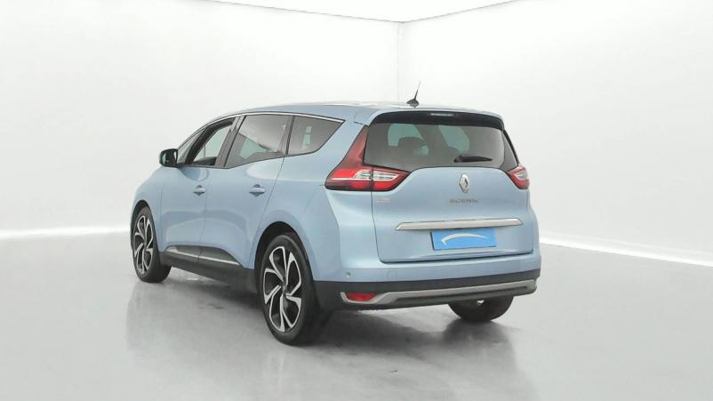 Vente en ligne Renault Grand Scenic 4 Grand Scenic Blue dCi 150 au prix de 18 990 €