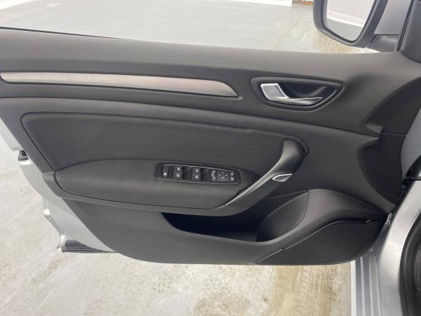 Vente en ligne Renault Megane 4 Estate Mégane IV Estate Blue dCi 115 EDC au prix de 21 990 €
