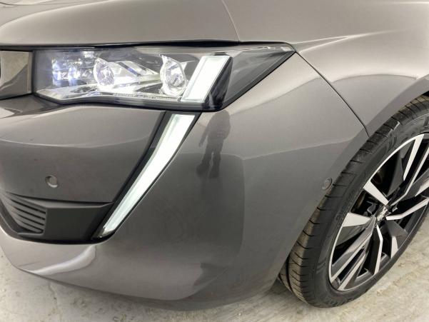 Vente en ligne Peugeot 508  Hybrid 225 e-EAT8 au prix de 31 990 €
