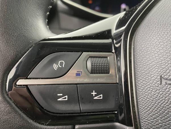 Vente en ligne Peugeot 2008  PureTech 130 S&S BVM6 au prix de 21 490 €