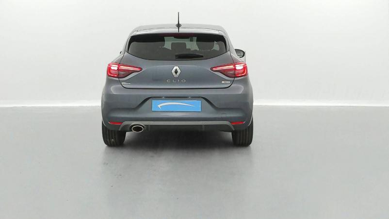 Vente en ligne Renault Clio 5 Clio TCe 130 EDC FAP au prix de 19 590 €