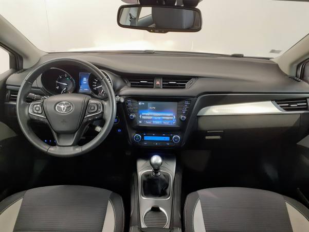 Vente en ligne Toyota Avensis Touring Sports  112 D-4D au prix de 16 990 €