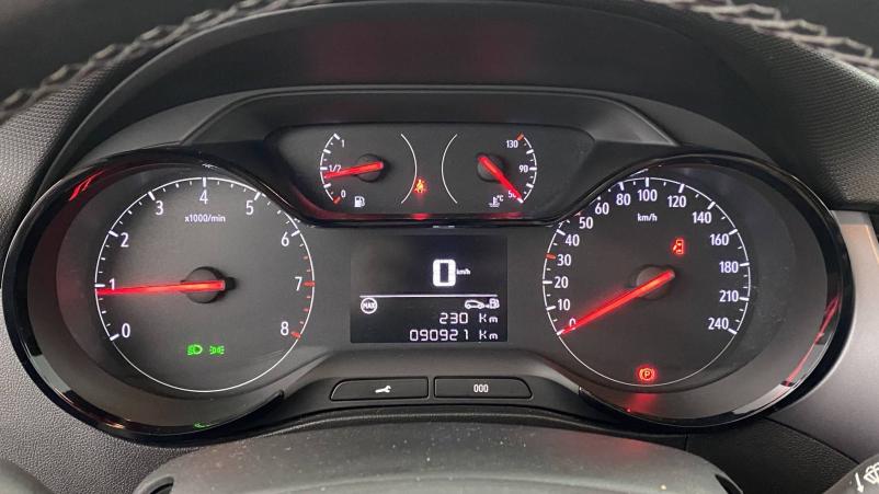 Vente en ligne Opel Crossland X  1.2 Turbo 110 ch au prix de 11 690 €