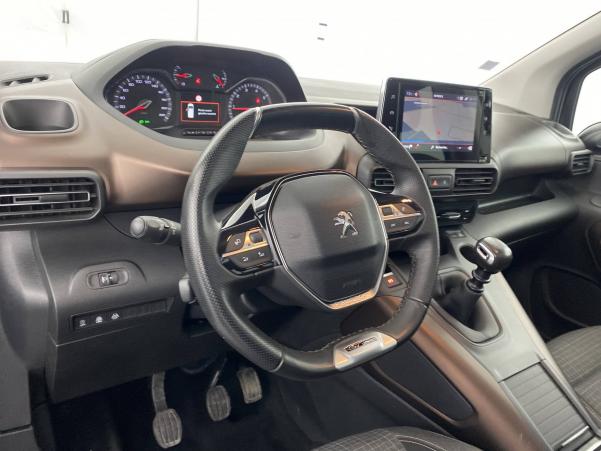 Vente en ligne Peugeot Rifter  Standard BlueHDi 130 S&S BVM6 au prix de 26 990 €