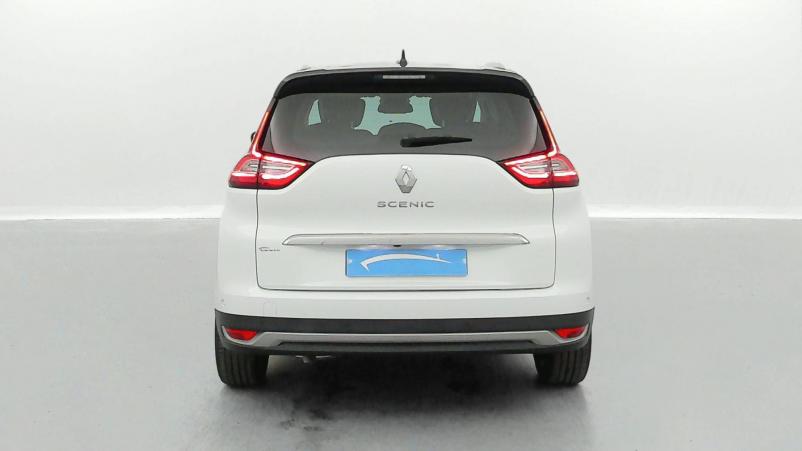 Vente en ligne Renault Grand Scenic 4 Grand Scenic TCe 140 au prix de 28 990 €
