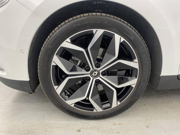 Vente en ligne Renault Grand Scenic 4 Grand Scenic TCe 140 au prix de 28 990 €