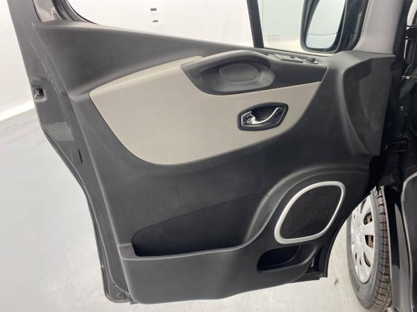Vente en ligne Renault Trafic 3 Combi  L1 dCi 125 Energy au prix de 29 990 €