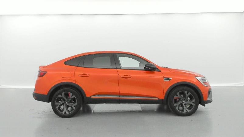 Vente en ligne Renault Arkana  E-Tech 145 au prix de 30 990 €
