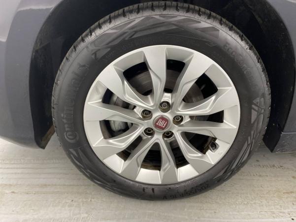 Vente en ligne Fiat Tipo Tipo 5 Portes 1.4 95 ch au prix de 12 990 €