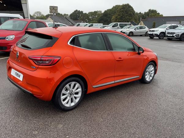 Vente en ligne Renault Clio 5 Clio E-Tech 140 - 21 au prix de 20 990 €