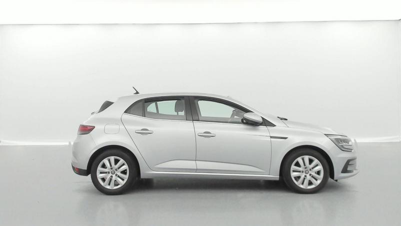 Vente en ligne Renault Megane 4 Mégane IV Berline Blue dCi 115 au prix de 18 990 €