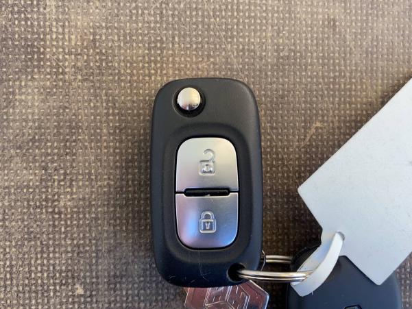 Vente en ligne Renault Master 3 Fourgon MASTER GV 22M3 PROP RJ3500 L4 ENERGY DCI 165 au prix de 37 990 €