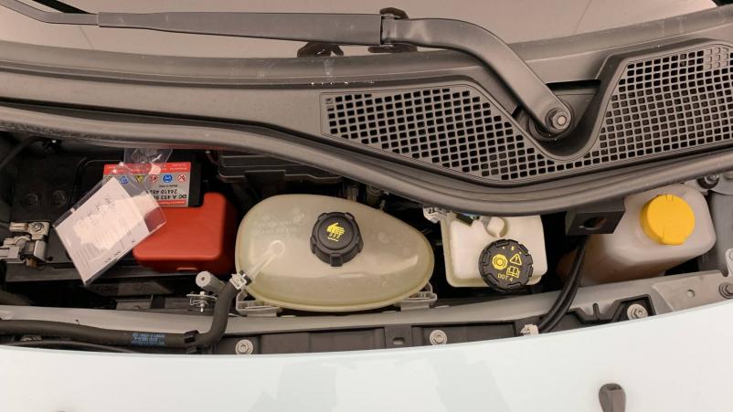 Vente en ligne Renault Twingo 3  0.9 TCe 90 Energy E6C au prix de 10 490 €