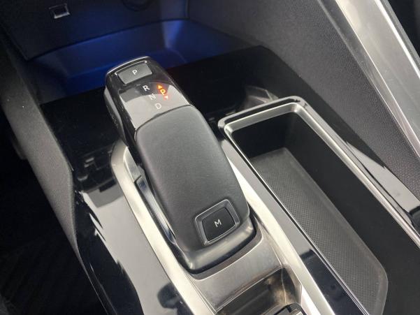 Vente en ligne Peugeot 3008  Puretech 130ch S&S EAT8 au prix de 23 990 €