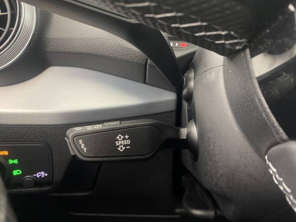 Vente en ligne Audi Q2  35 TFSI 150 BVM6 au prix de 32 990 €