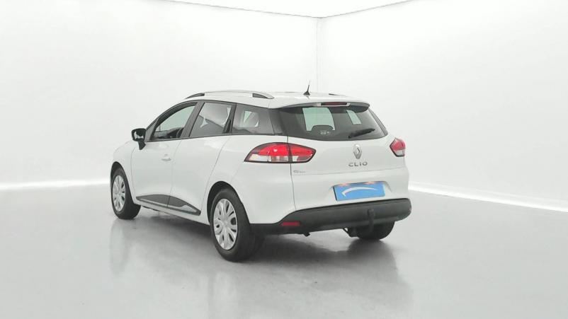 Vente en ligne Renault Clio 4 Estate Clio Estate 1.2 16V 75 au prix de 13 490 €