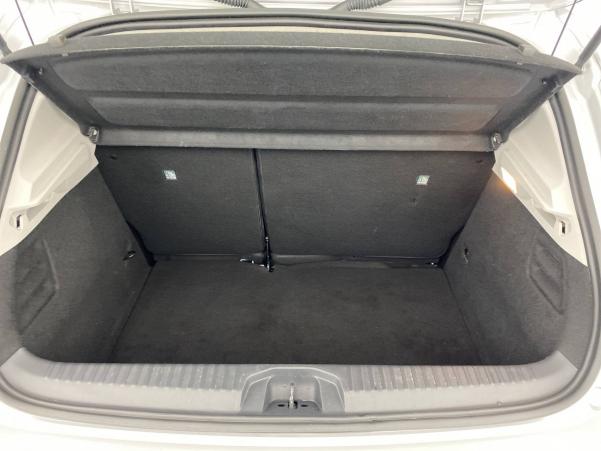 Vente en ligne Renault Clio 5 Clio TCe 100 au prix de 15 990 €