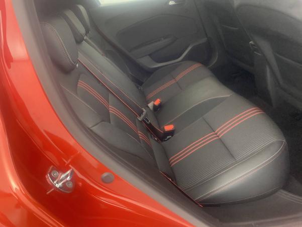 Vente en ligne Renault Clio 5 Clio TCe 140 - 21 au prix de 20 990 €
