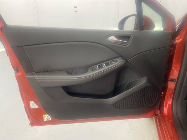 Vente en ligne Renault Clio 5 Clio TCe 140 - 21 au prix de 20 990 €