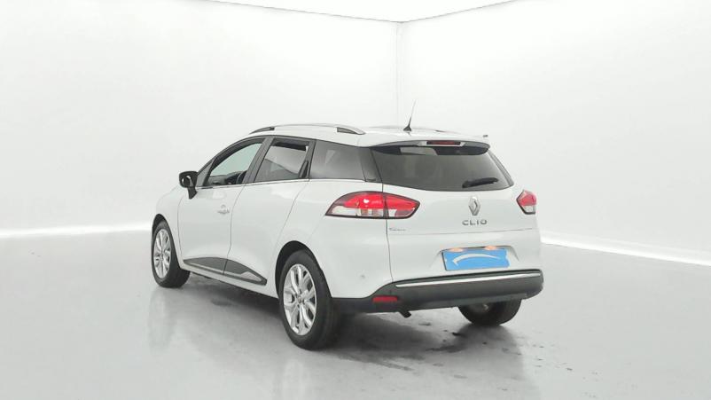 Vente en ligne Renault Clio 4 Estate Clio Estate dCi 90 Energy au prix de 12 990 €