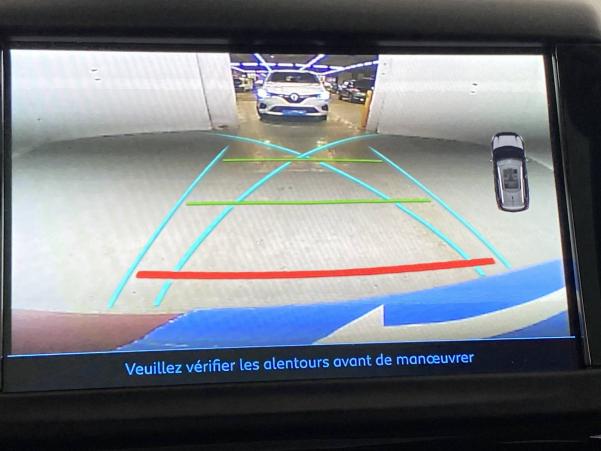 Vente en ligne Peugeot 2008  PureTech 110ch S&S EAT6 au prix de 19 990 €