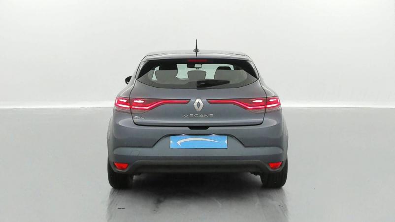 Vente en ligne Renault Megane 4 Mégane IV Berline Blue dCi 115 au prix de 18 990 €