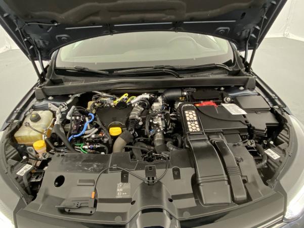 Vente en ligne Renault Megane 4 Mégane IV Berline Blue dCi 115 au prix de 18 990 €