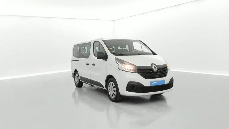 Vente en ligne Renault Trafic 3 Combi  L1 dCi 95 Stop&Start au prix de 27 990 €