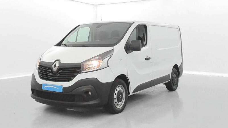 Vente en ligne Renault Trafic 3 Fourgon TRAFIC FGN L1H1 1200 KG DCI 145 ENERGY E6 au prix de 25 990 €