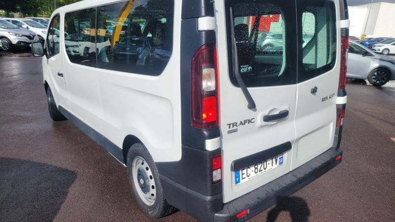 Vente en ligne Renault Trafic 3 Combi  L2 dCi 95 Stop&Start au prix de 27 990 €