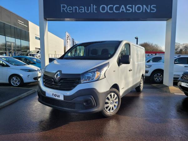 Vente en ligne Renault Trafic 3 Fourgon TRAFIC FGN L1H1 1000 KG DCI 140 au prix de 24 990 €