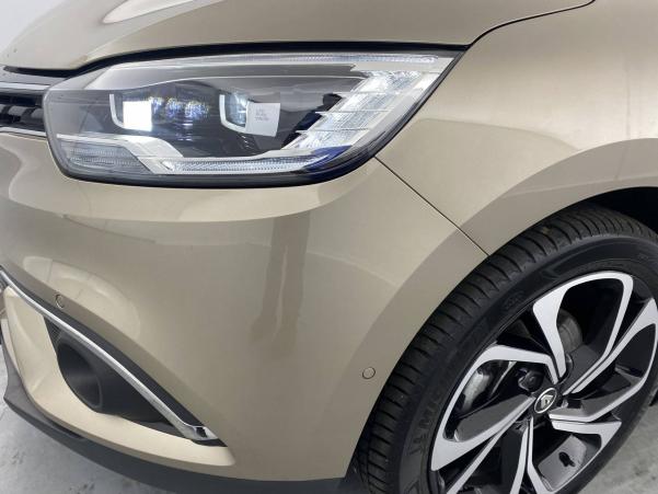 Vente en ligne Renault Scenic 4 Scenic Blue dCi 120 au prix de 23 990 €