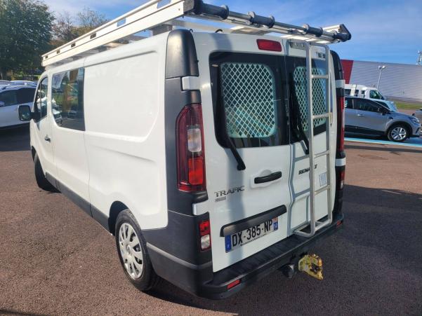 Vente en ligne Renault Trafic 3 Fourgon TRAFIC FGN L2H1 1200 KG DCI 90 au prix de 25 990 €