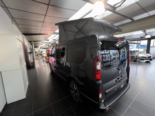 Vente en ligne Renault Trafic Space Nomad TRAFIC SPACENOMAD  au prix de 64 990 €