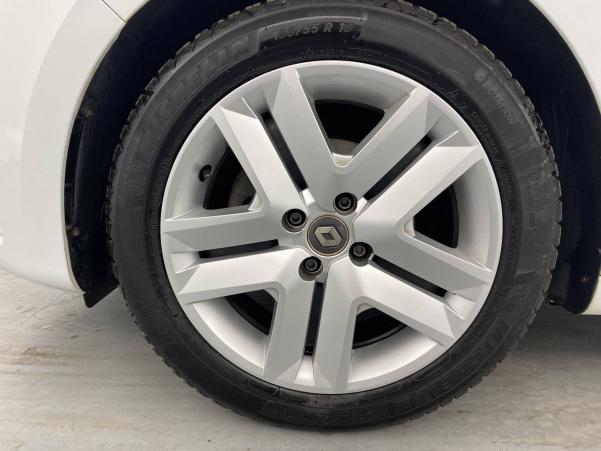 Vente en ligne Renault Clio 5 Clio TCe 100 au prix de 14 990 €