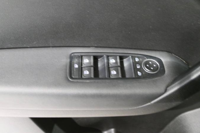 Vente en ligne Renault Captur  Blue dCi 115 EDC au prix de 19 290 €