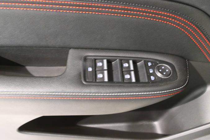 Vente en ligne Renault Arkana  E-Tech 145 - 21B au prix de 28 990 €