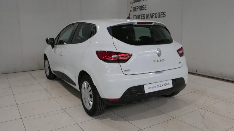 Vente en ligne Renault Clio 4 Clio 1.2 16V 75 au prix de 9 990 €