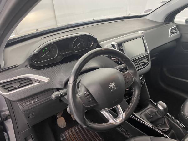Vente en ligne Peugeot 2008  1.2 PureTech 110ch S&S BVM5 au prix de 11 990 €