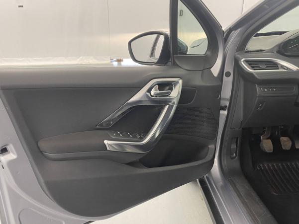 Vente en ligne Peugeot 2008  1.2 PureTech 110ch S&S BVM5 au prix de 11 990 €