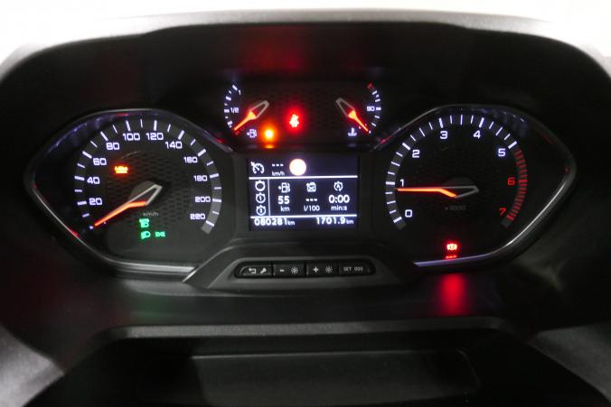 Vente en ligne Peugeot Rifter  Standard BlueHDi 130 S&S BVM6 au prix de 24 990 €