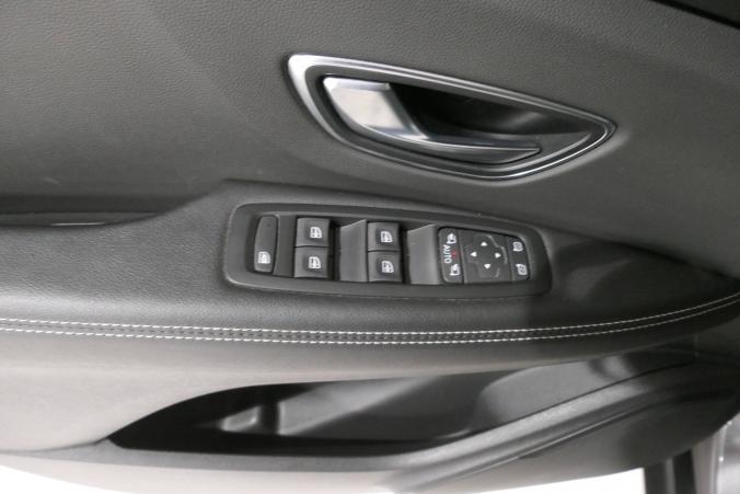 Vente en ligne Renault Grand Scenic 4 Grand Scenic Blue dCi 120 - 21 au prix de 21 790 €