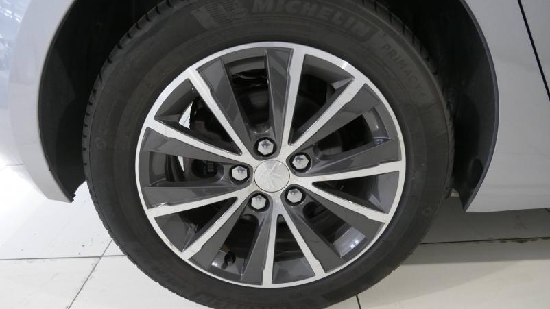Vente en ligne Peugeot 308  1.2 PureTech 130ch S&S BVM6 au prix de 14 490 €