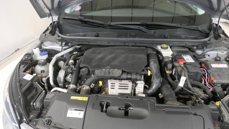 Vente en ligne Peugeot 308  1.2 PureTech 130ch S&S BVM6 au prix de 14 490 €