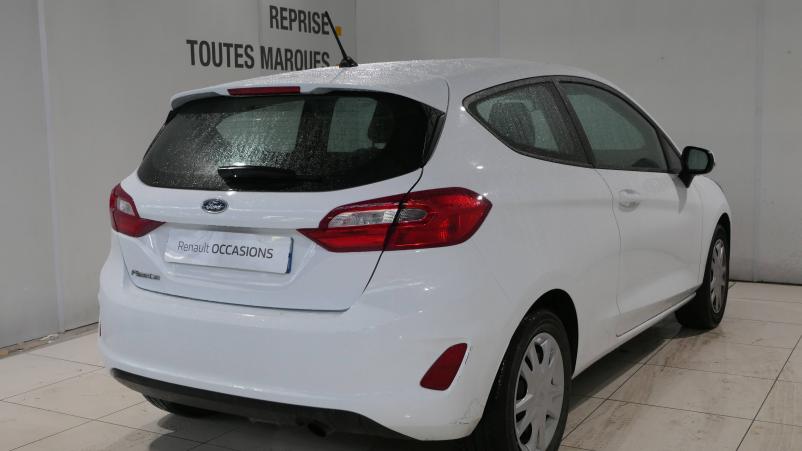 Vente en ligne Ford Fiesta  1.1 85 ch BVM5 au prix de 11 490 €