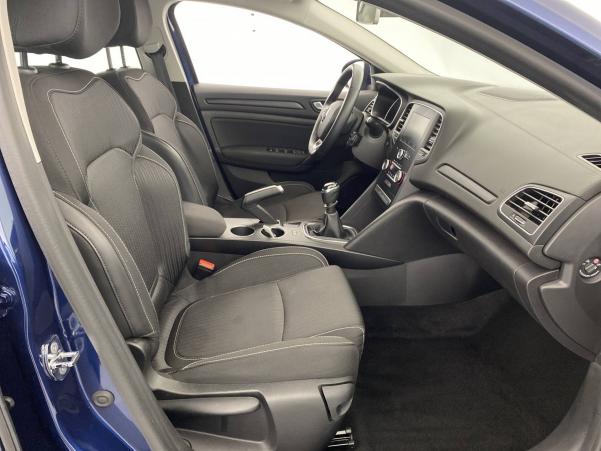 Vente en ligne Renault Megane 4 Estate Mégane IV Estate Blue dCi 115 au prix de 18 450 €