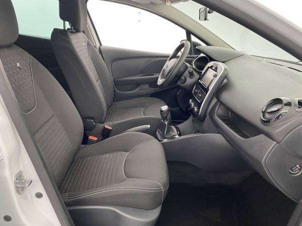 Vente en ligne Renault Clio 4 Clio dCi 90 Energy au prix de 12 300 €